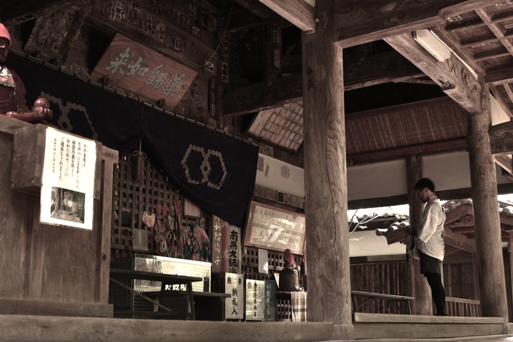 祈りの旅路　①。。。！