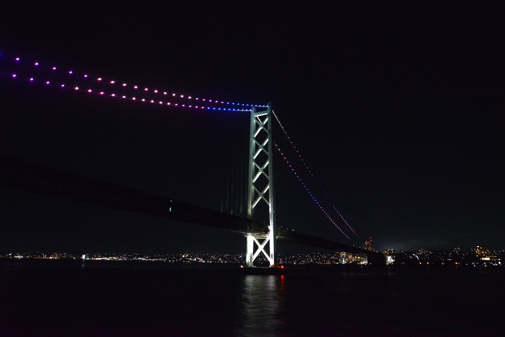 七色の明石海峡大橋　➂。。。！