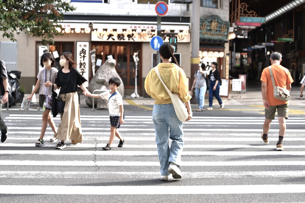 秋を装う街　➁。。。！