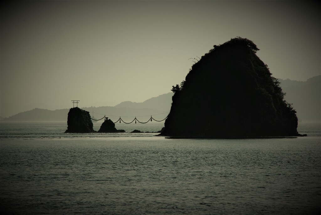 神が宿る岩。。。！