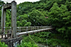 山のつり橋。。。！