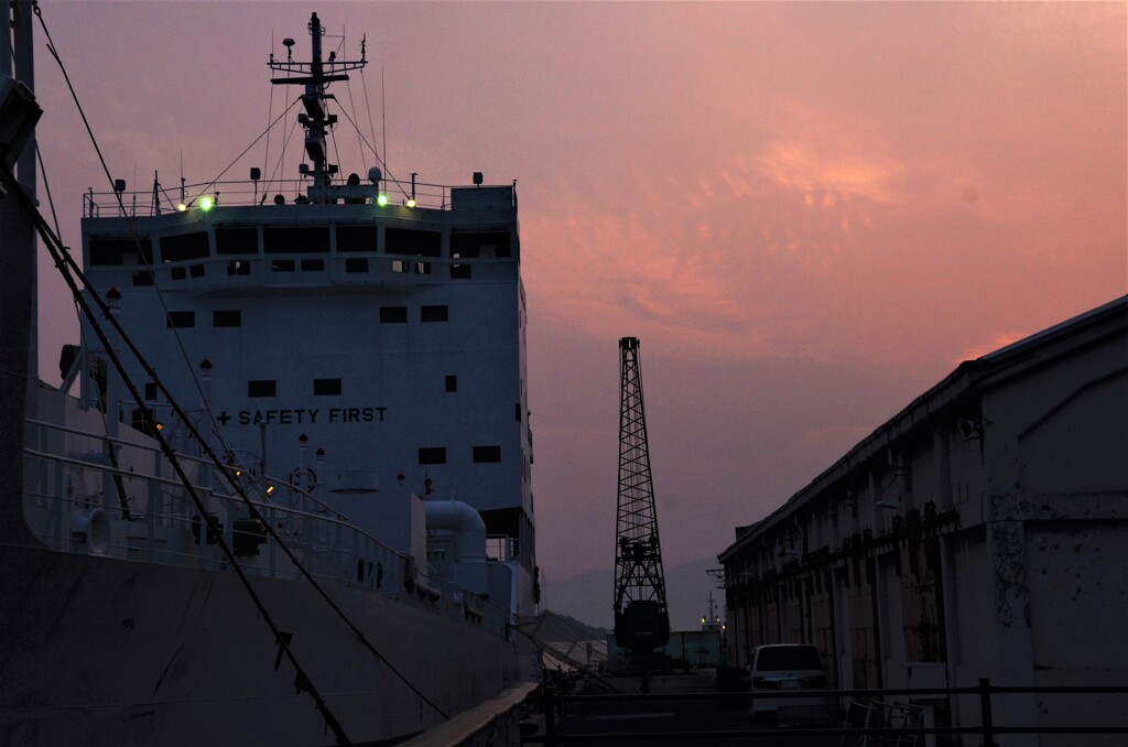 波止場情景　④。。。！