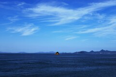 ポツンと小島　①。。。！