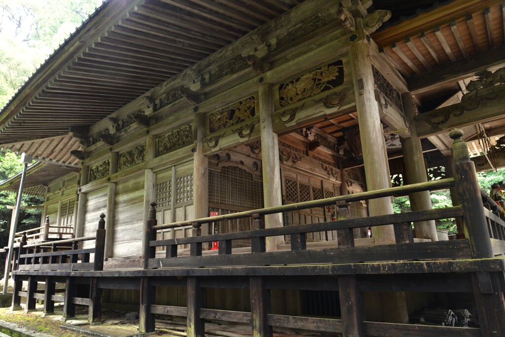 五月雨の山寺　①。。。！