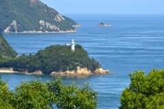 夏の馬島灯台と来島　①。。。！