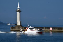 来島海峡と今治港　①。。。！