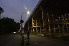 ガード下の帰り道　。。。！