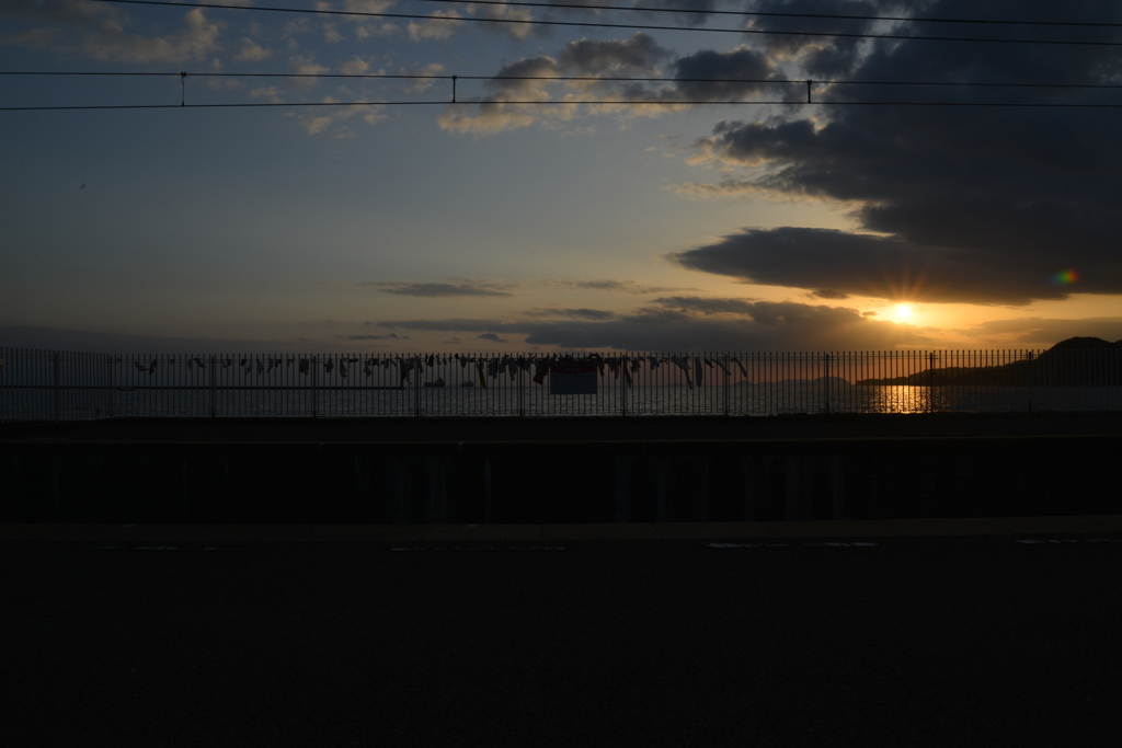 淋しすぎる夕暮れ　①。。。！