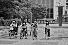 街のチャリンコライダー　①。。。！