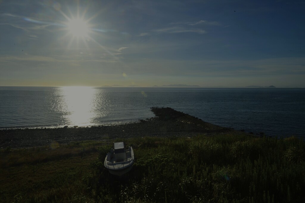 荒寥たる海辺　②。。。！