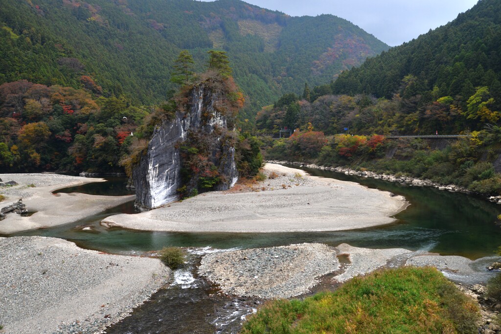 深秋の軍艦岩　➂。。。！