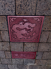 神戸中華街マンホールの蓋