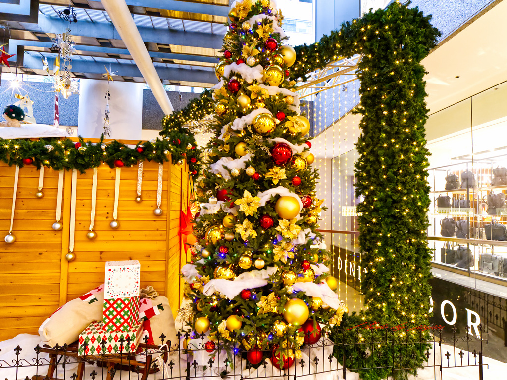 「Magical Santa House」