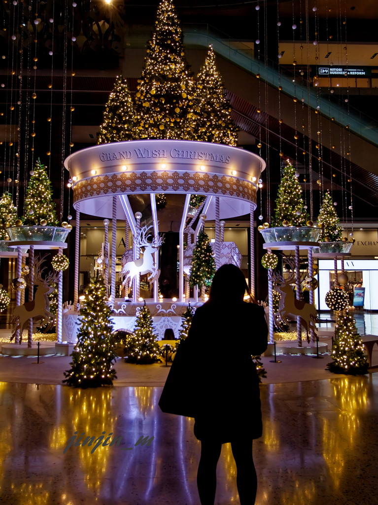 グランフロント大阪のクリスマスツリー6