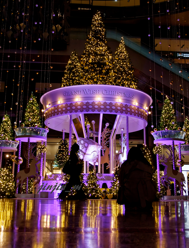 グランフロント大阪のクリスマスツリー3