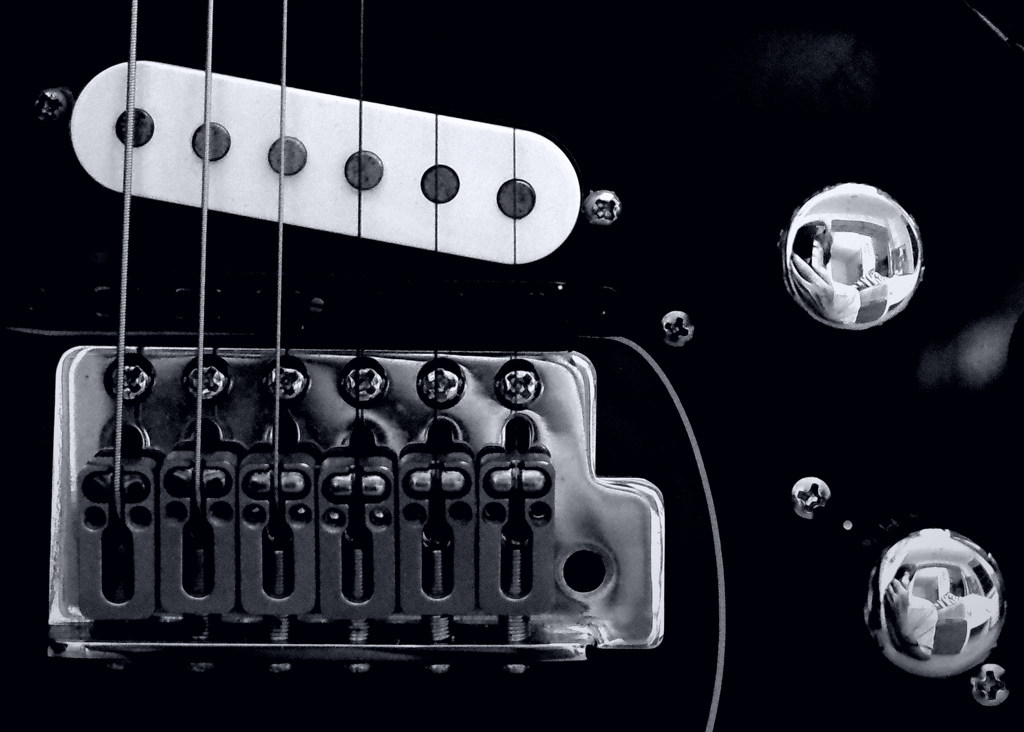 MY GUITER