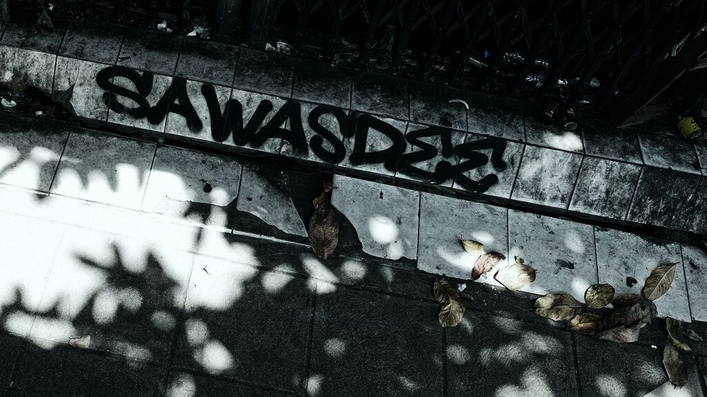 小さな 落書き 見つけた　