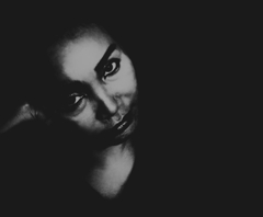 ＨＥＲ　ＩＬＬＵＳＩＯＮ　　