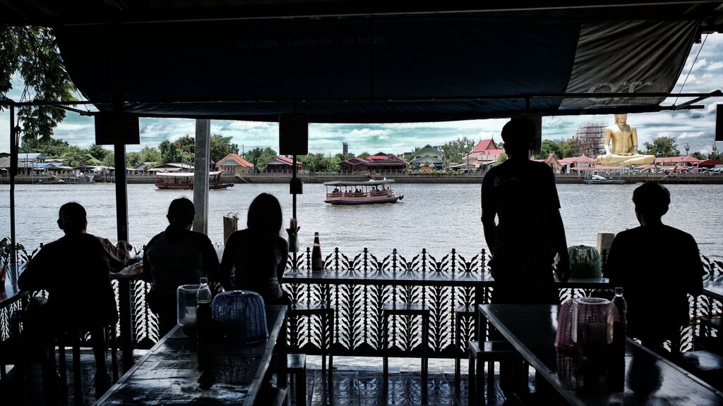 ただ　ボーっと見る