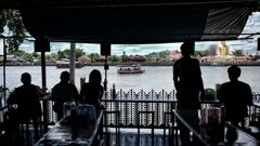 ただ　ボーっと見る