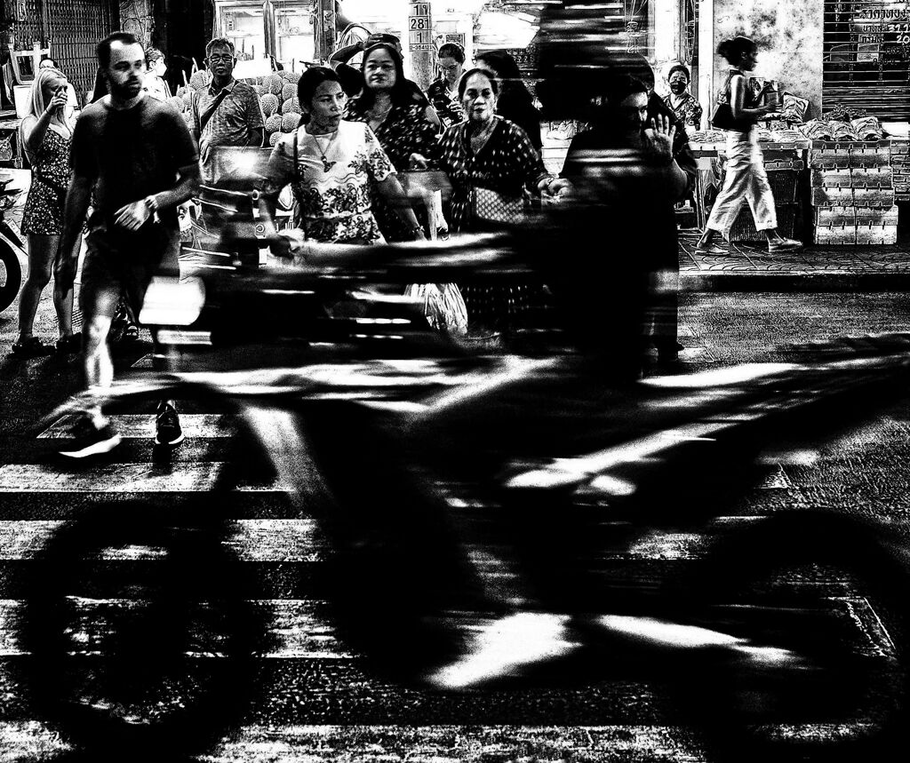 ＣＲＯＳＳＷＡＬＫ　