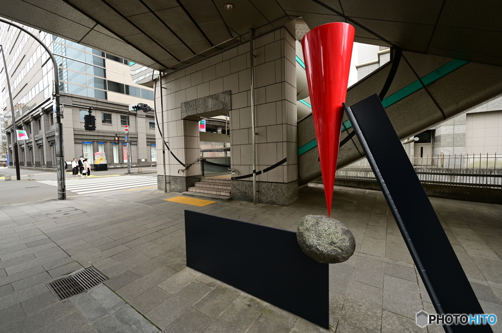 モニュメント４