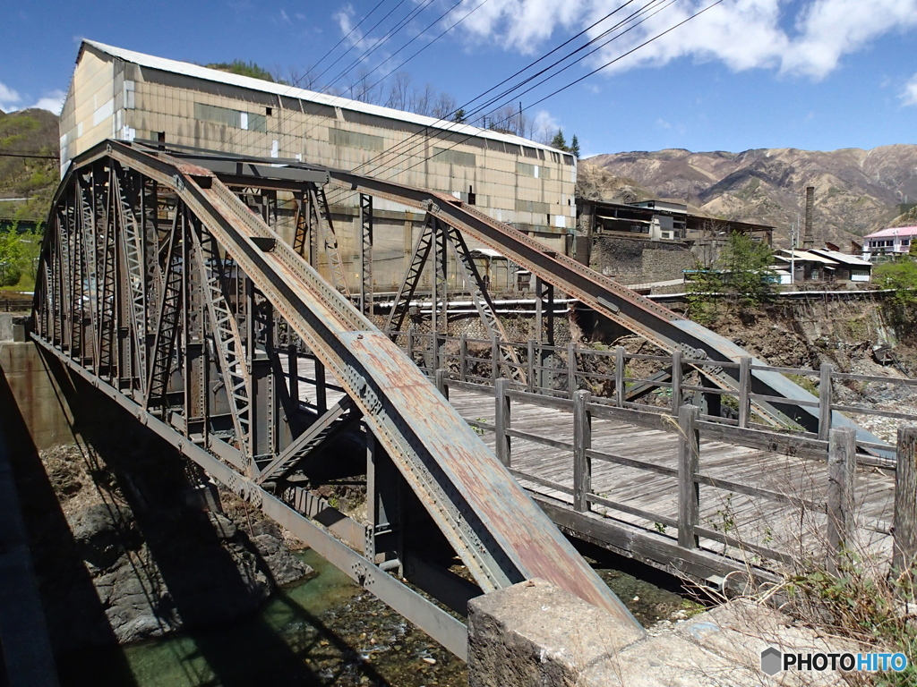 年老いた鉄橋