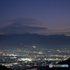 夜の富士山と甲府盆地
