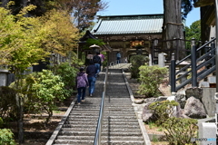 思親閣への階段