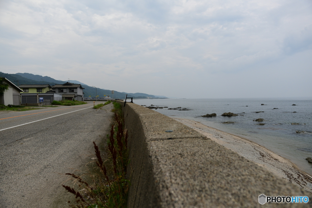 越後早川駅近くの海岸線