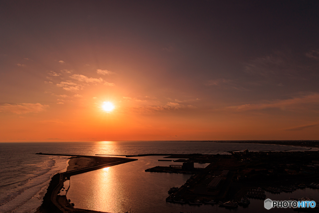 #056 夕陽百選の岬にて夕陽を見る