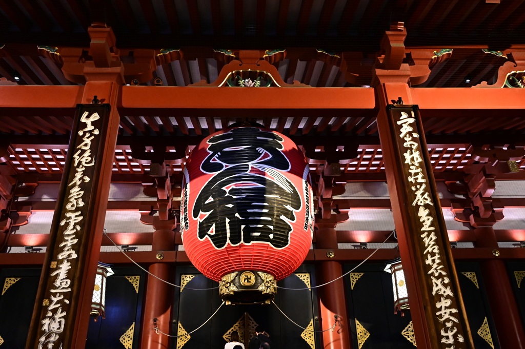 夜の浅草寺