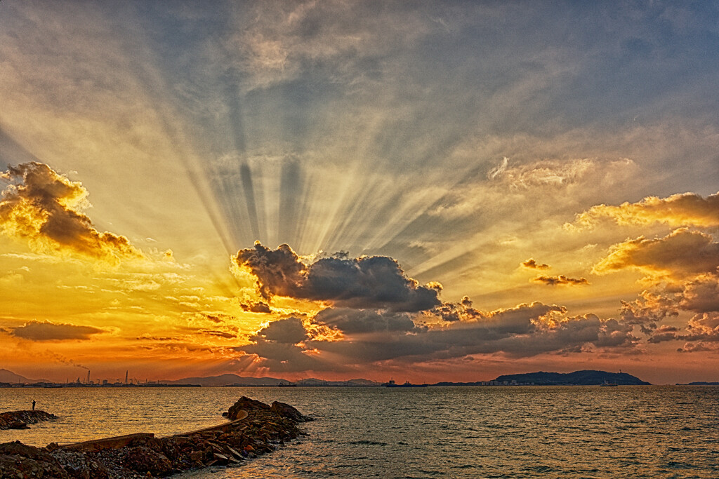 晩秋の夕暮れ
