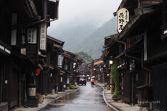 雨の宿場町