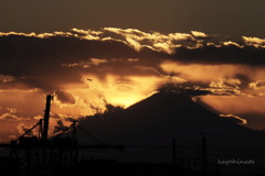 爆雲