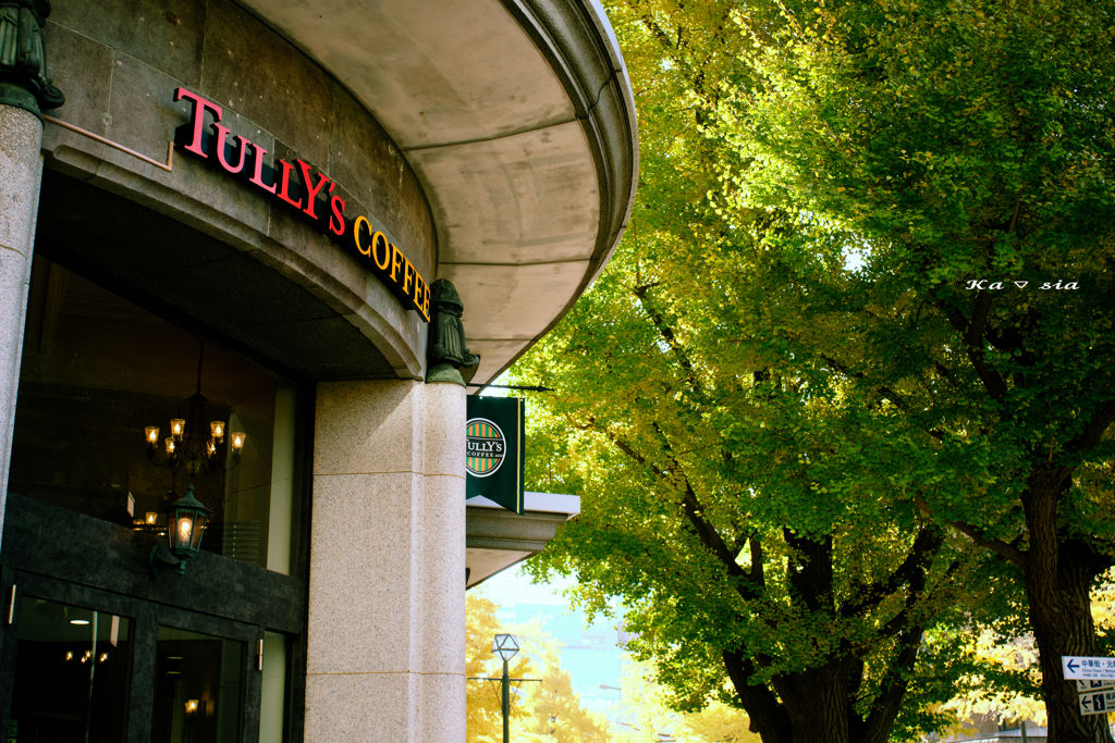 TULLY'S COFFEE(日本大通)