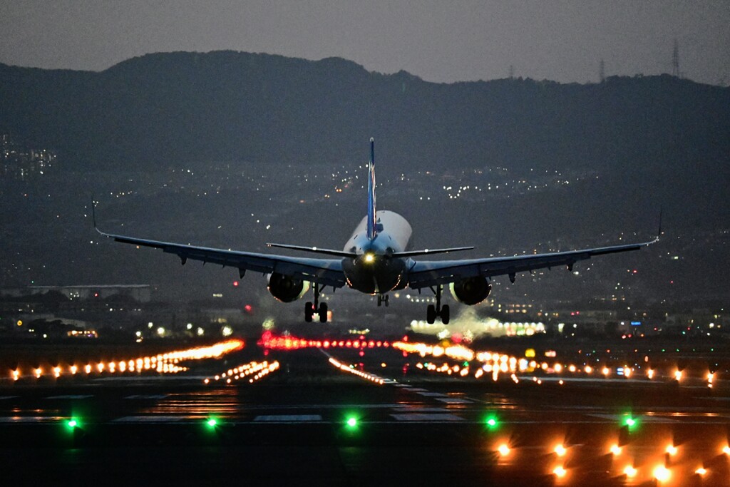 夜間飛行機