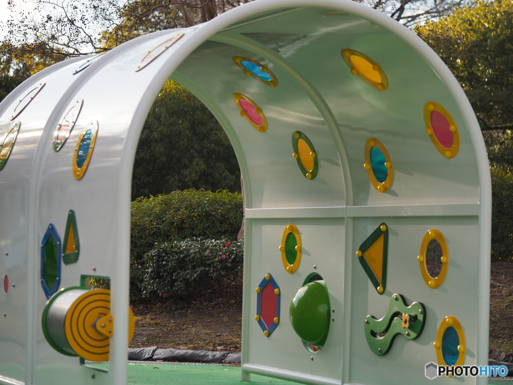 インクルーシブ遊具－２