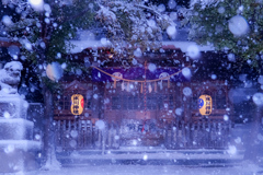 雪夜の神社