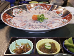 夕食はふぐ・・・