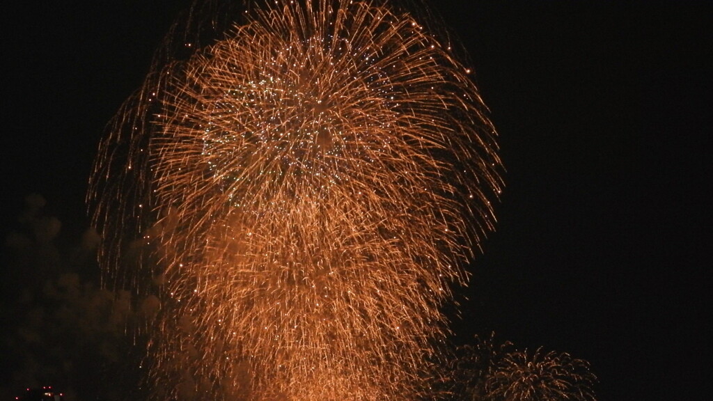 花火大会のフィナーレ