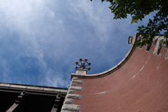 見附橋より仰ぐ夏空