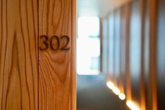 302