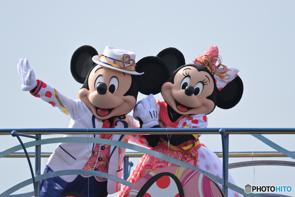 ミニー、ウィー･ラブ･ユー！