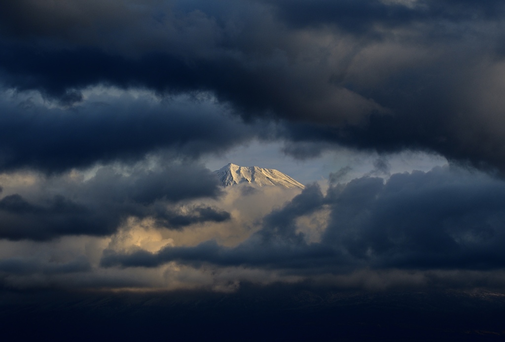 雲間富士