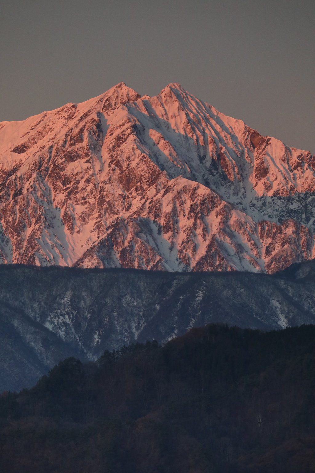 モルゲンロート（鹿島槍ヶ岳）