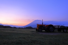 トラクターのある風景