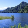 深緑の湖