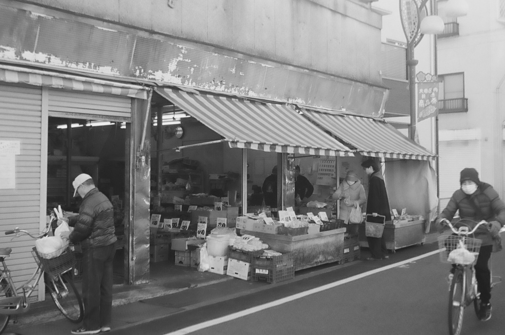 梅屋敷の商店街
