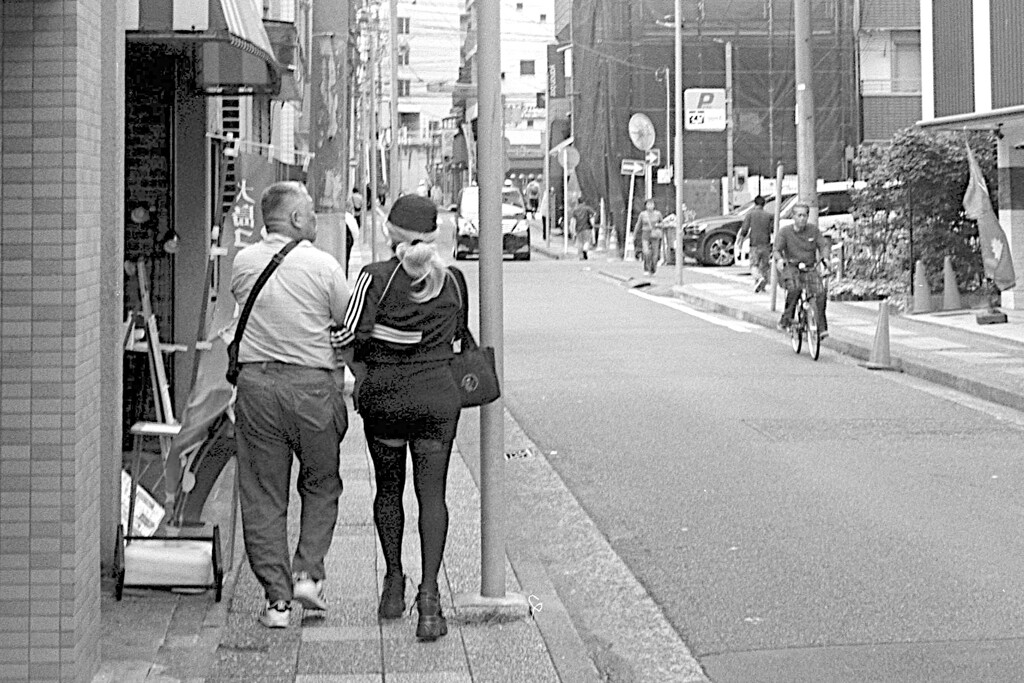 午後三時の背中